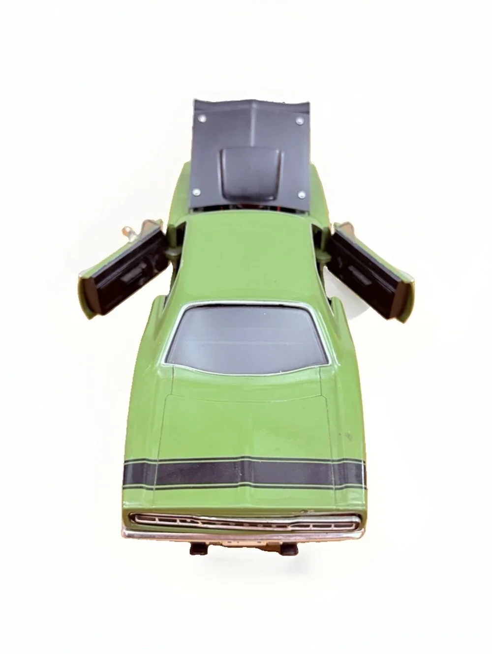Diecast 1969 Dodge Coronet Super Bee Green Scale Model  1:24